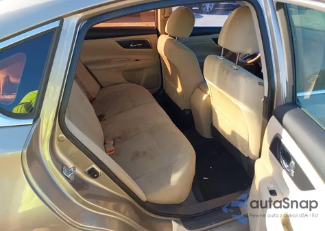 2015 Nissan Altima 2.5 S из США, поврежденный, VIN 1N4AL3AP8FN918525